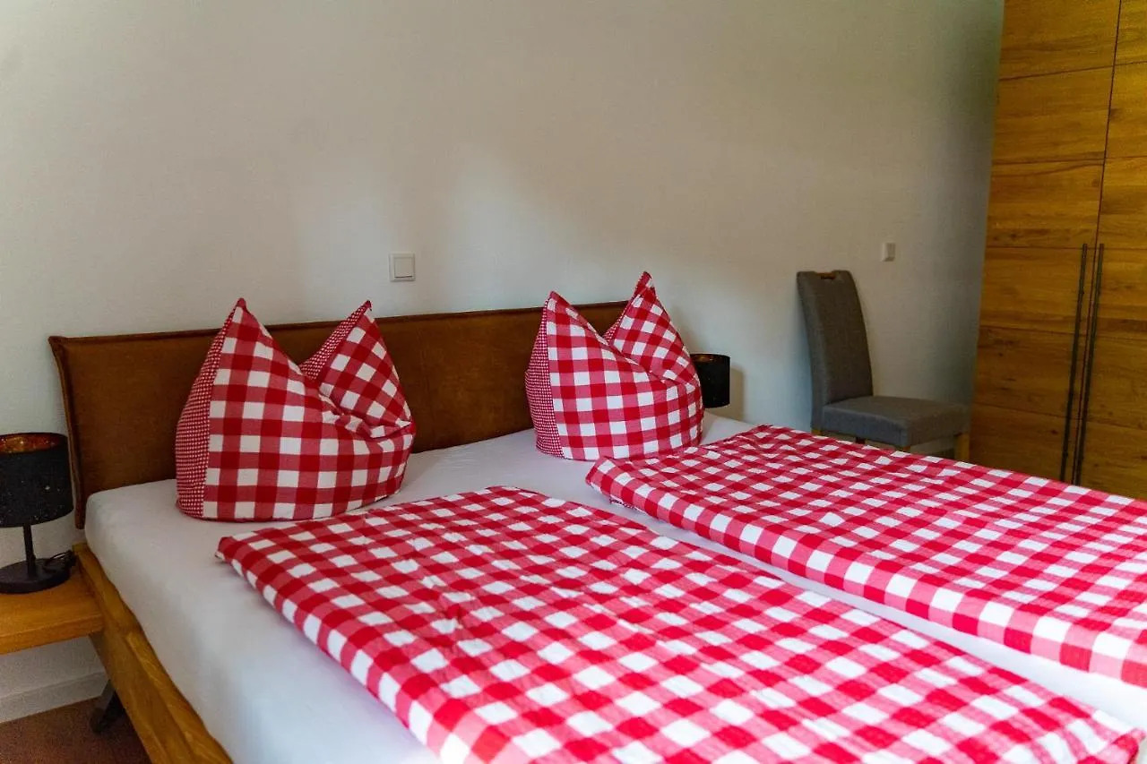 Apartment Ferienwohnungen Heillinger Guetl Inkl. Chiemgaukarte Ruhpolding