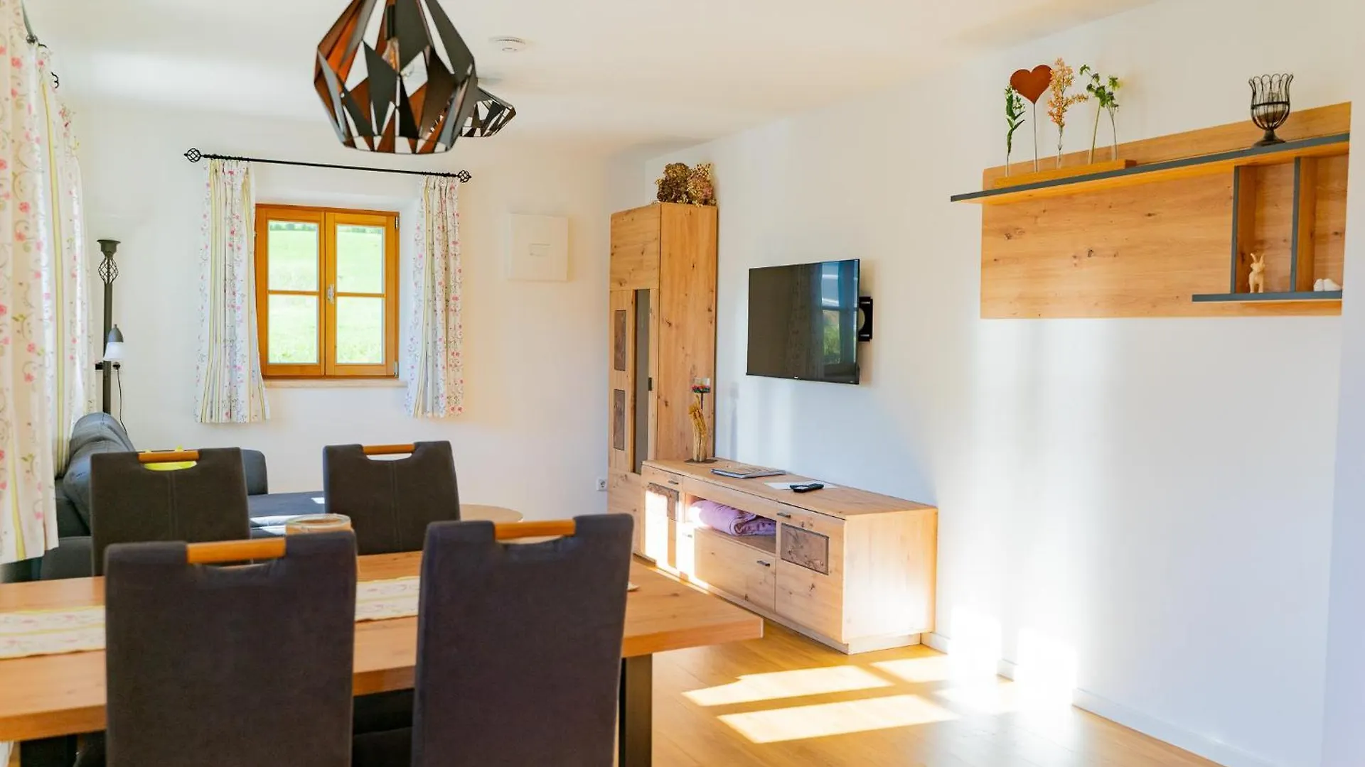 Apartment Ferienwohnungen Heillinger Guetl Inkl. Chiemgaukarte Ruhpolding